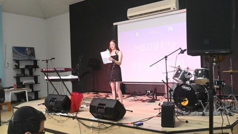 DSC_0374 (Large).JPG