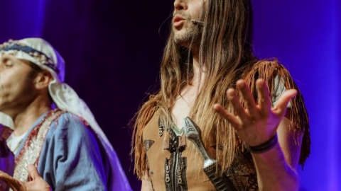 RIKL9429_533x800.jpg