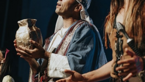 RIKL9438_533x800.jpg
